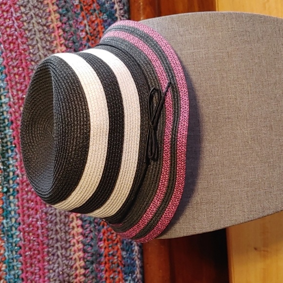 💚WOMEN'S LAUNDRY BY SHELLI SEGAL HAT - Picture 2 of 6